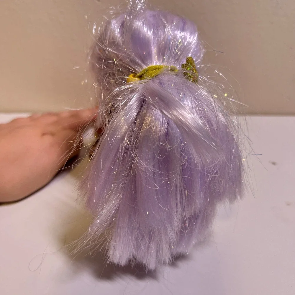LOL Surprise OMG Remix Kitty K Doll Lavender Purple‎ Hair Heart Dress